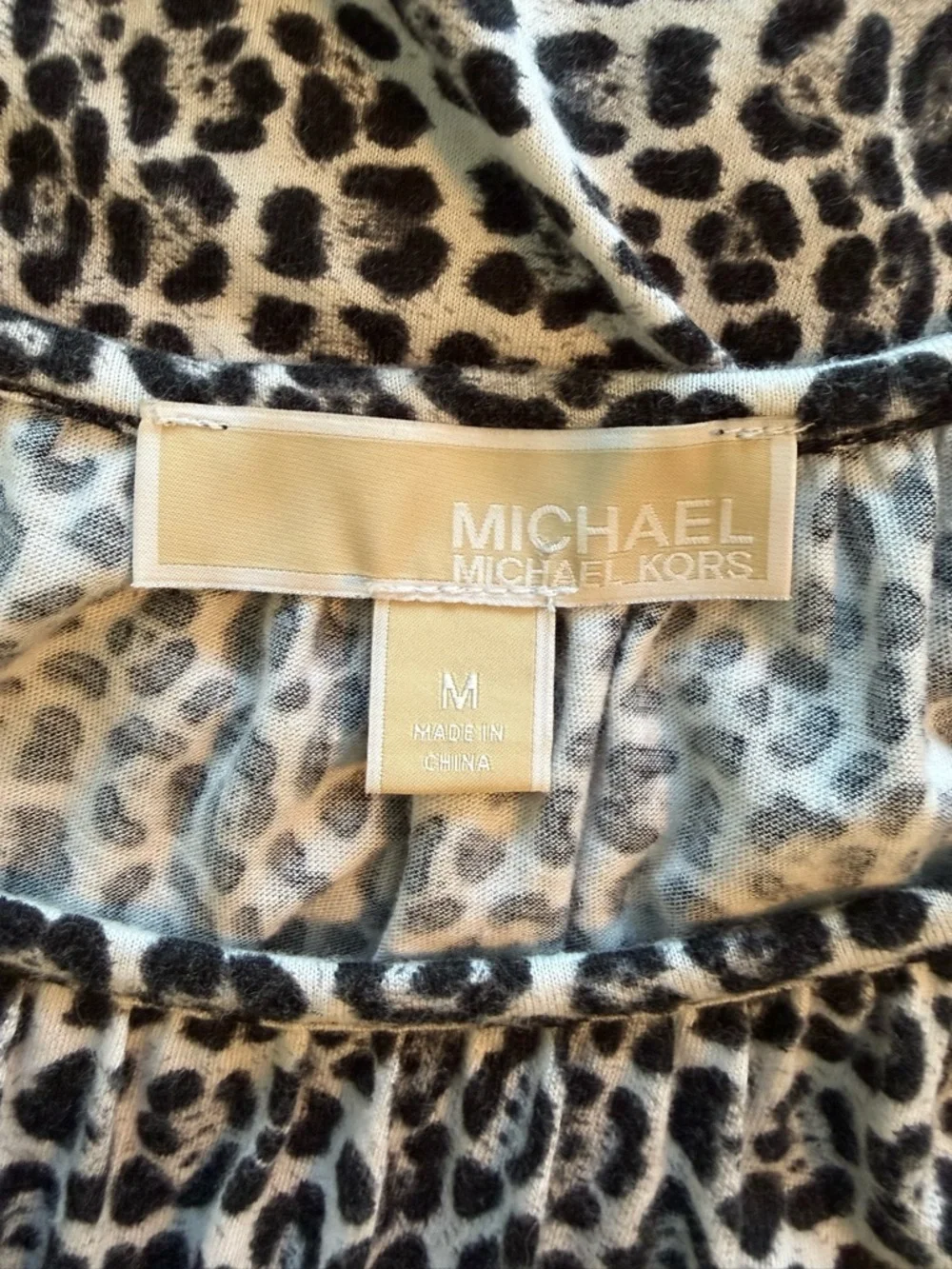 Michael Kors Black & White Leopard Print Ruffle Sleeve Blouse Size Medium